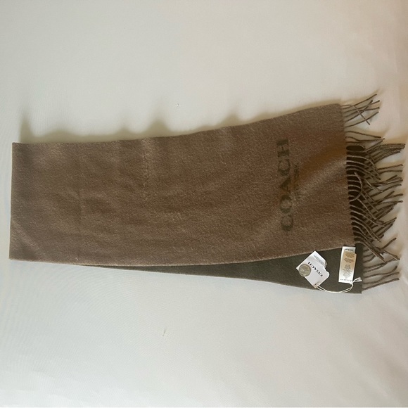 Wool and Cashmere Coach WIDE scarf NWT Khaki and Green - Picture 5 of 6